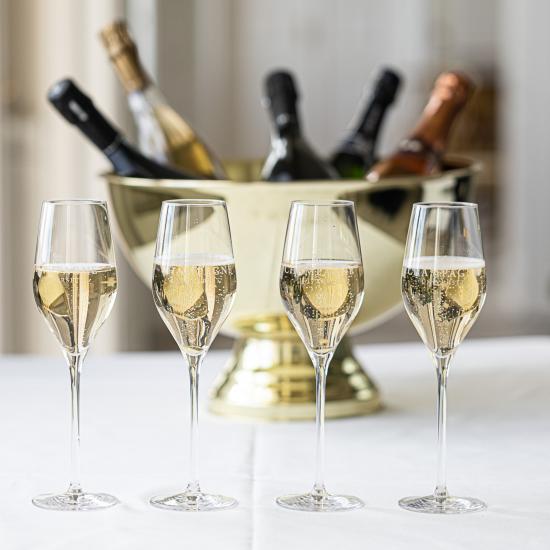 champagne på bord